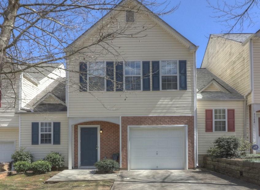 6660 Sunset Park in Rex, GA - Building Photo