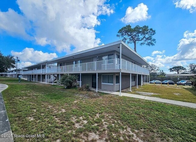 property at 800 N Fiske Blvd