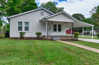 3300 Marks Dr SW in Huntsville, AL - Building Photo - Building Photo