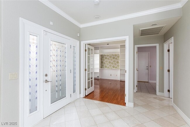 8949 Diamond Falls Dr in Las Vegas, NV - Building Photo - Building Photo