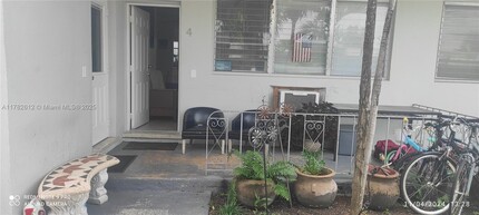7125 Rue Granville in Miami Beach, FL - Building Photo - Building Photo