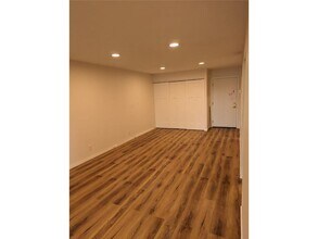 6328 Barrie Rd in Minneapolis, MN - Building Photo - Building Photo