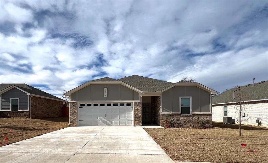 12421 Aldrin Wy in Edmond, OK - Building Photo