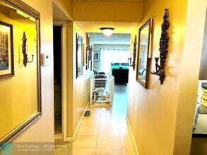 3110 N Pine Island Rd in Sunrise, FL - Building Photo - Building Photo