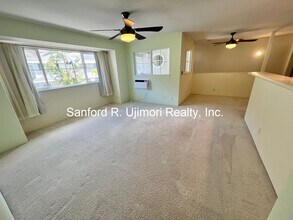 7138 Hawaii Kai Dr in Honolulu, HI - Building Photo - Building Photo