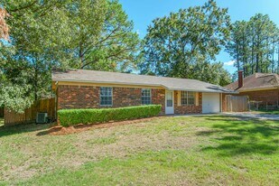 108 David Cir in Hattiesburg, MS - Building Photo