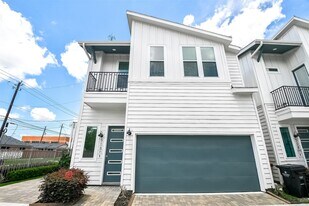 508 W Donovan St in Houston, TX - Building Photo