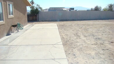 2332 N Kiowa Blvd in Lake Havasu City, AZ - Building Photo - Building Photo