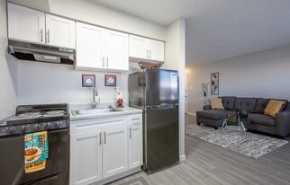 Encanto Lofts Apartments