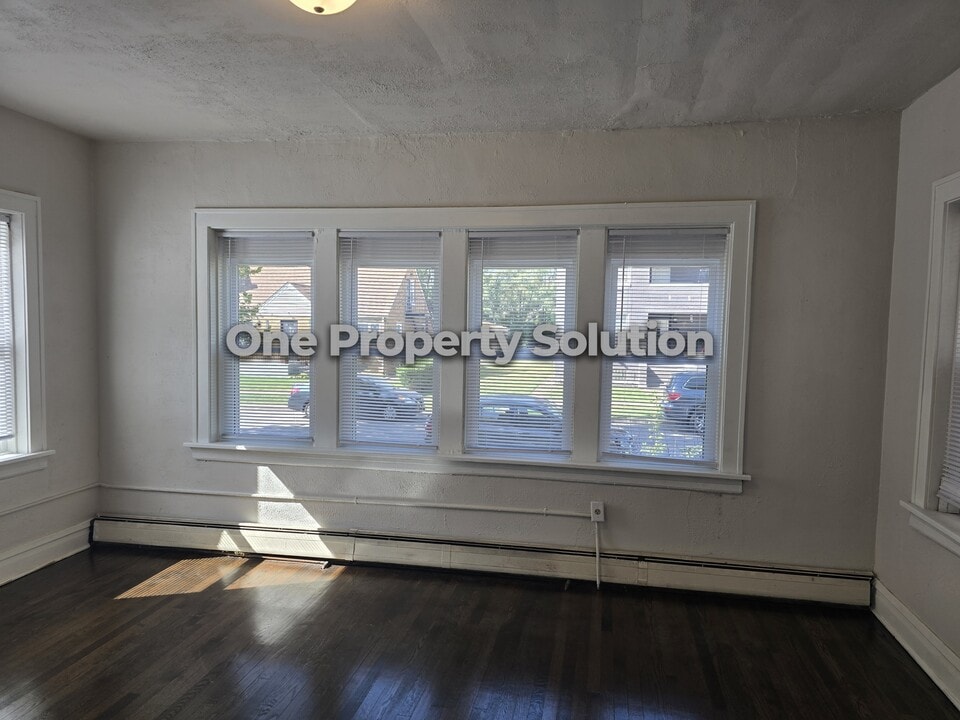 1113 Pennsylvania St in Gary, IN - Building Photo