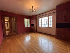 614 Brooklyn Ave in Oakland, CA - Foto de edificio - Building Photo