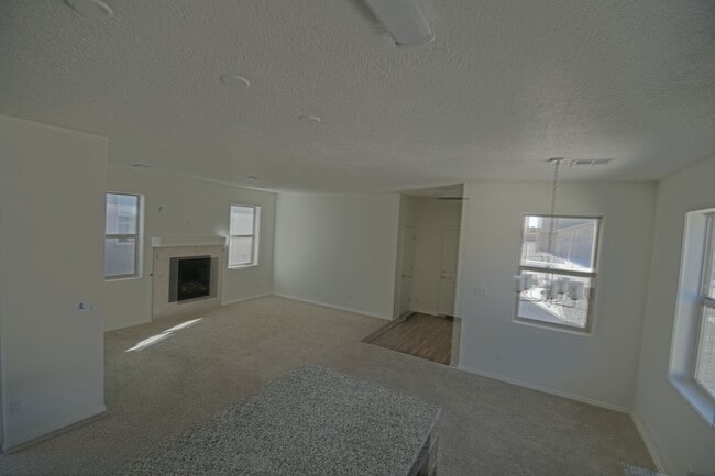 6303 Gannett Dr NE in Rio Rancho, NM - Building Photo - Building Photo