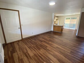 Chateau Alder in Ellensburg, WA - Building Photo - Interior Photo