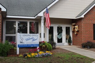 1277 Fords Pointe Cir