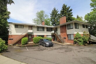 2575 NW Lovejoy St in Portland, OR - Building Photo - Building Photo
