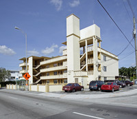 Flagler Club Apartments in Miami, FL - Foto de edificio - Building Photo