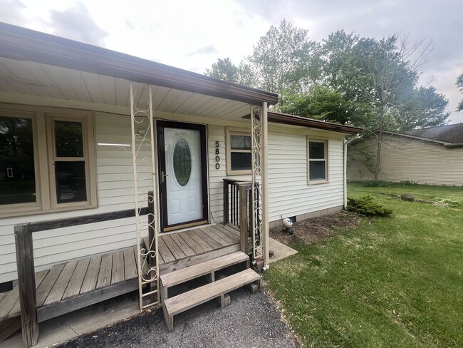 5800 S Wilson Rd in Elizabethtown, KY - Building Photo - Building Photo