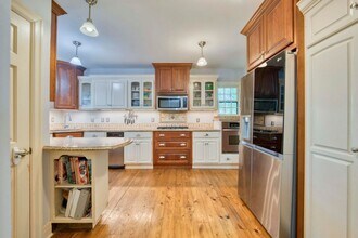 918 E Portland St in Springfield, MO - Building Photo - Building Photo