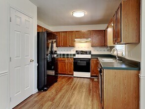 272 Twin Creeks Rd in Clemmons, NC - Building Photo - Building Photo