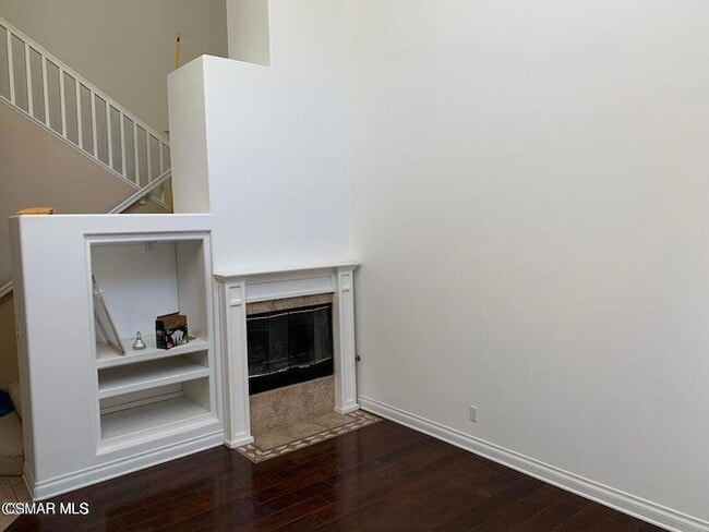 580 Fenwick Way in Simi Valley, CA - Building Photo - Building Photo