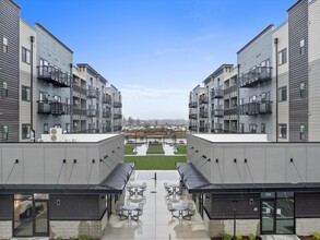 The Outpost Apartments in Arlington, WA - Foto de edificio - Building Photo