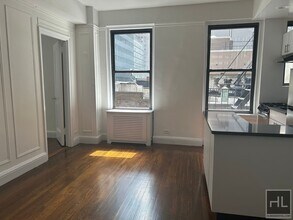 EAST 46 STREET in New York, NY - Building Photo - Building Photo