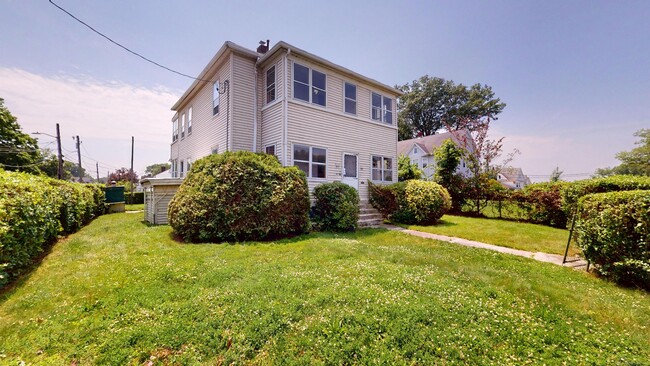 property at 907 New Britain Ave