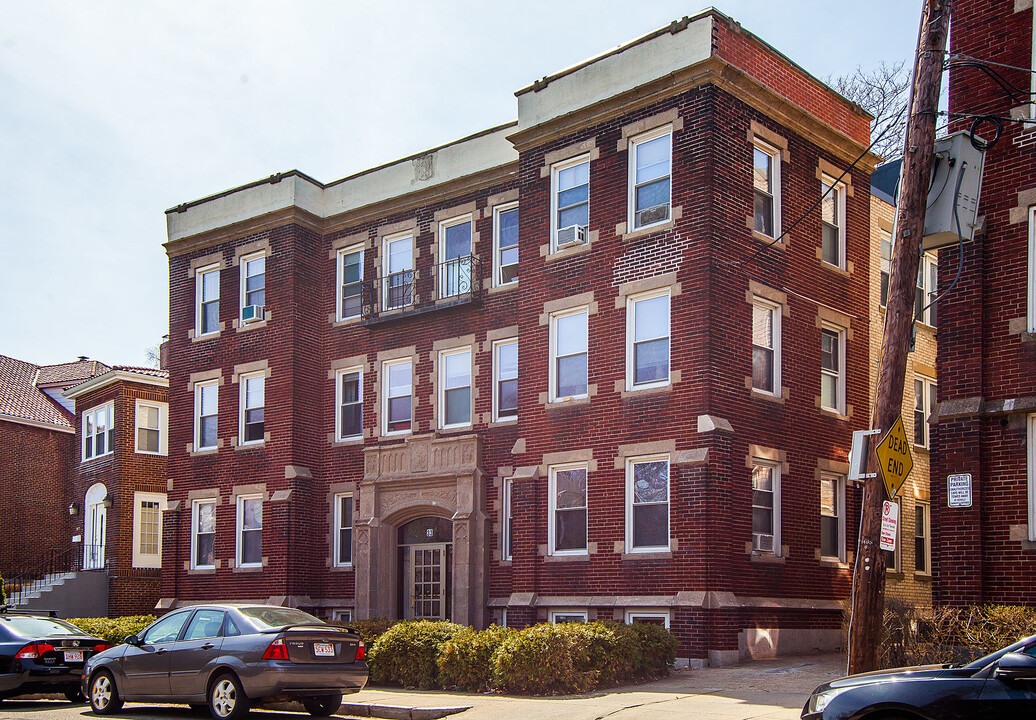 33 Walbridge St, Unit 19 in Allston, MA - Foto de edificio