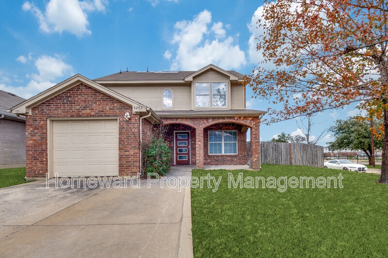 5203 Chippewa Dr in Dallas, TX - Building Photo