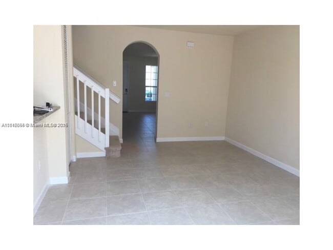 17120 SW 95th Terrace in Miami, FL - Building Photo - Building Photo