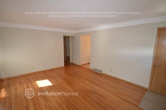 4240 6th St NE in Minneapolis, MN - Foto de edificio - Building Photo