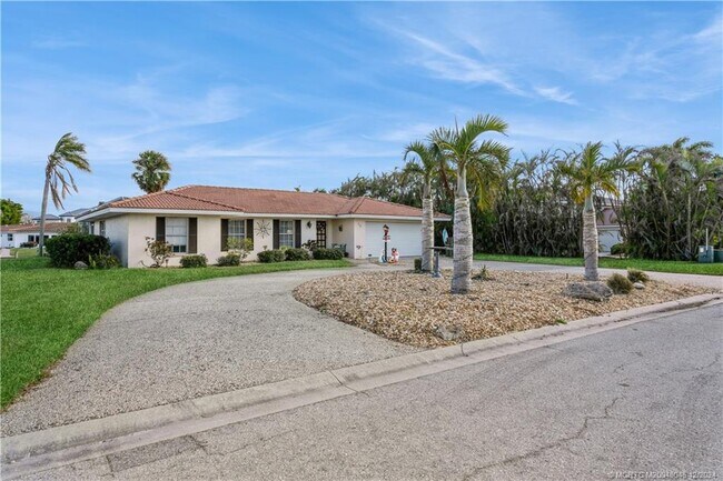 property at 512 Gunwale Ln