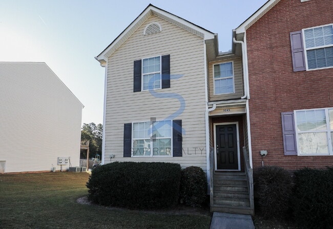 property at 5245 Oakley Commons Blvd
