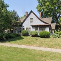 1101 W Church St, Unit 2 in Champaign, IL - Building Photo