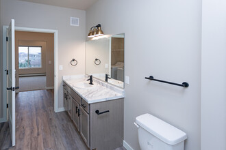 The Plains Apartments in Watertown, SD - Building Photo - Interior Photo