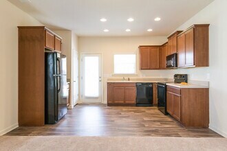 109 Howard Ave in Cartersville, GA - Building Photo - Building Photo
