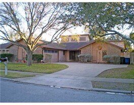 5909 Golden Canyon Dr in Corpus Christi, TX - Building Photo