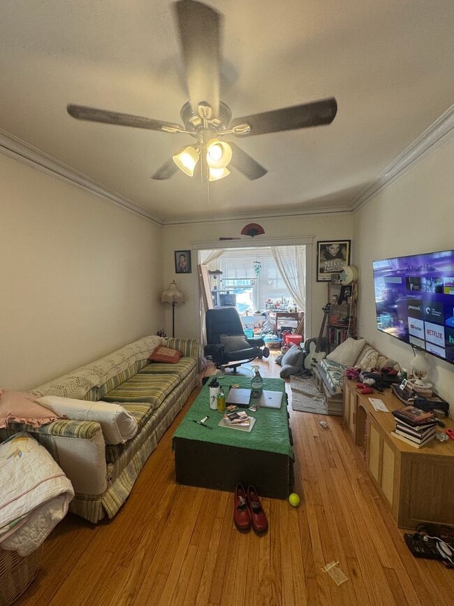 3348 W Sunnyside Ave in Chicago, IL - Building Photo - Building Photo