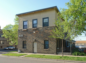 503 Asbury St in St. Paul, MN - Building Photo - Building Photo