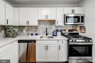 4000 Linkwood Rd in Baltimore, MD - Building Photo
