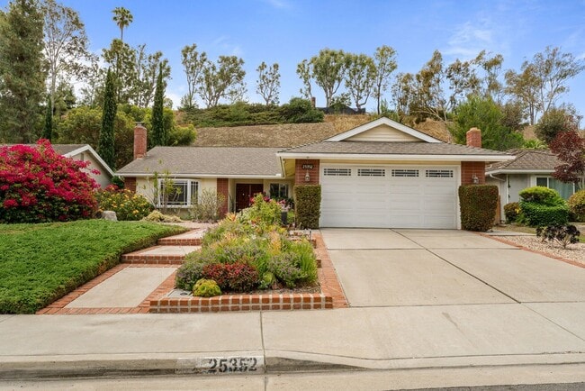 property at 25352 Hugo Rd