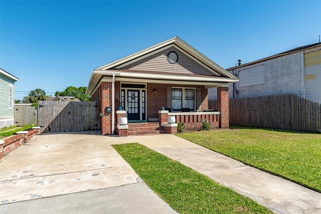 4508 Avenue O 1/2 in Galveston, TX - Building Photo - Building Photo