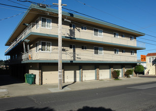 143 W Market St in Daly City, CA - Building Photo - Building Photo