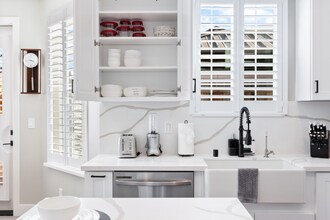 8864 Boreal Way in Elk Grove, CA - Building Photo - Building Photo