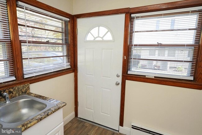 512 S Park Dr in Salisbury, MD - Building Photo - Building Photo