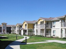 Zaninovich Village in Orange Cove, CA - Building Photo
