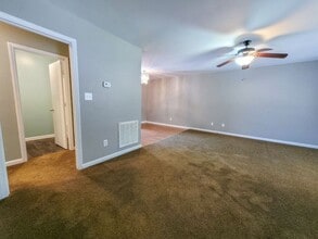 542 Loop Rd in Clayton, NC - Building Photo - Building Photo