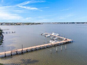 825 Center St in Jupiter, FL - Building Photo - Building Photo