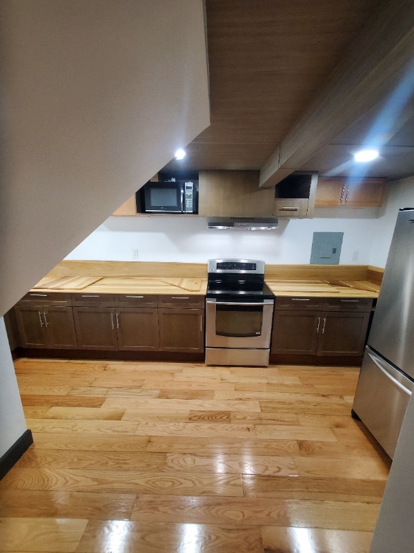 property at 211 SW 12th St