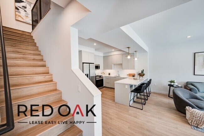 property at 2405 Hauser Blvd